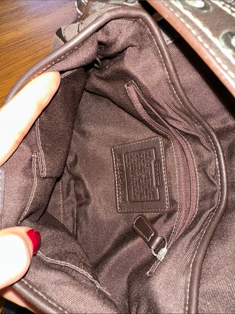 Y2K Coach Chocolate Soho Signature Canvas Shoulder Bag - Picture 13 of 15
